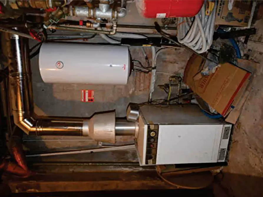 Immagine 16 di Casa indipendente in vendita  in Via Due Porte a Pastrengo