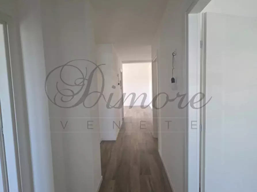 Immagine 11 di Appartamento in vendita  in Via Torino a Mirano