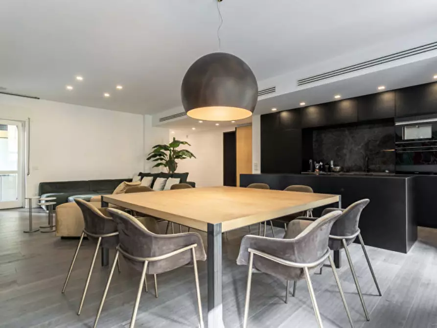 Immagine 8 di Appartamento in vendita  in Via Quarenghi 32 a Bergamo