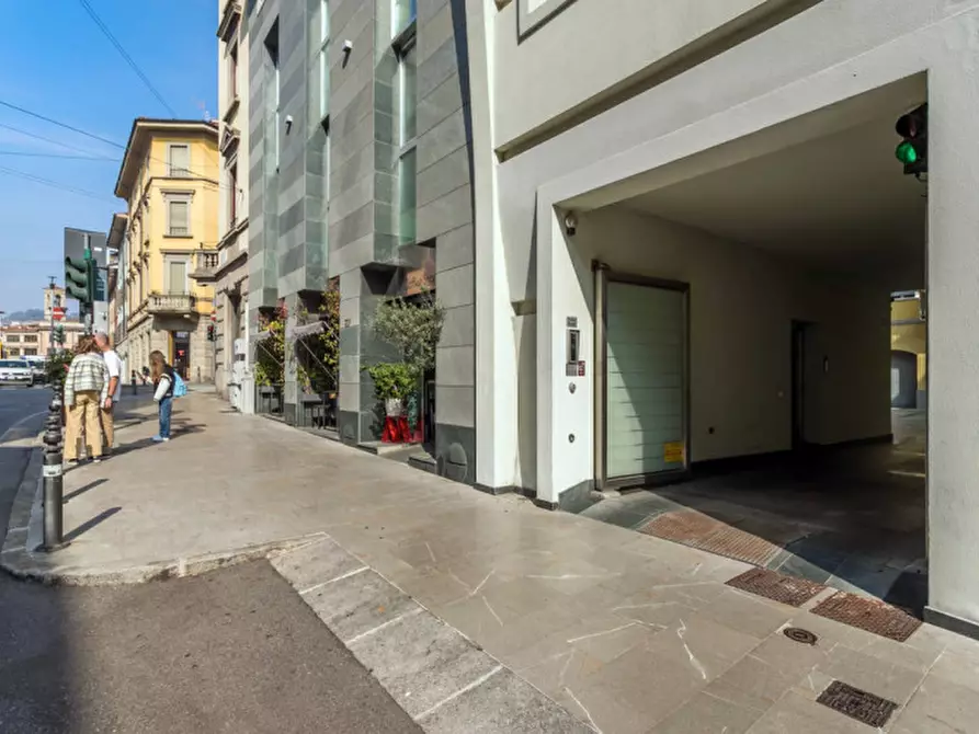 Immagine 27 di Appartamento in vendita  in Via Quarenghi 32 a Bergamo