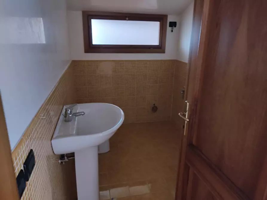 Immagine 4 di Appartamento in vendita  in via tasso a Selvazzano Dentro