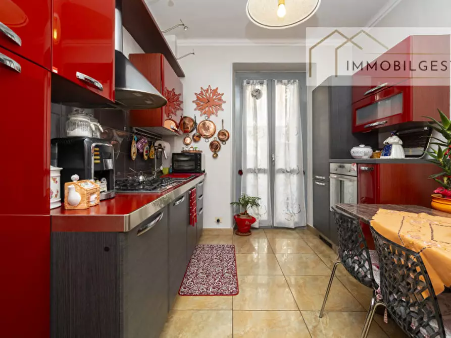 Immagine 8 di Appartamento in vendita  in Corso Regina Margherita 171 a Torino
