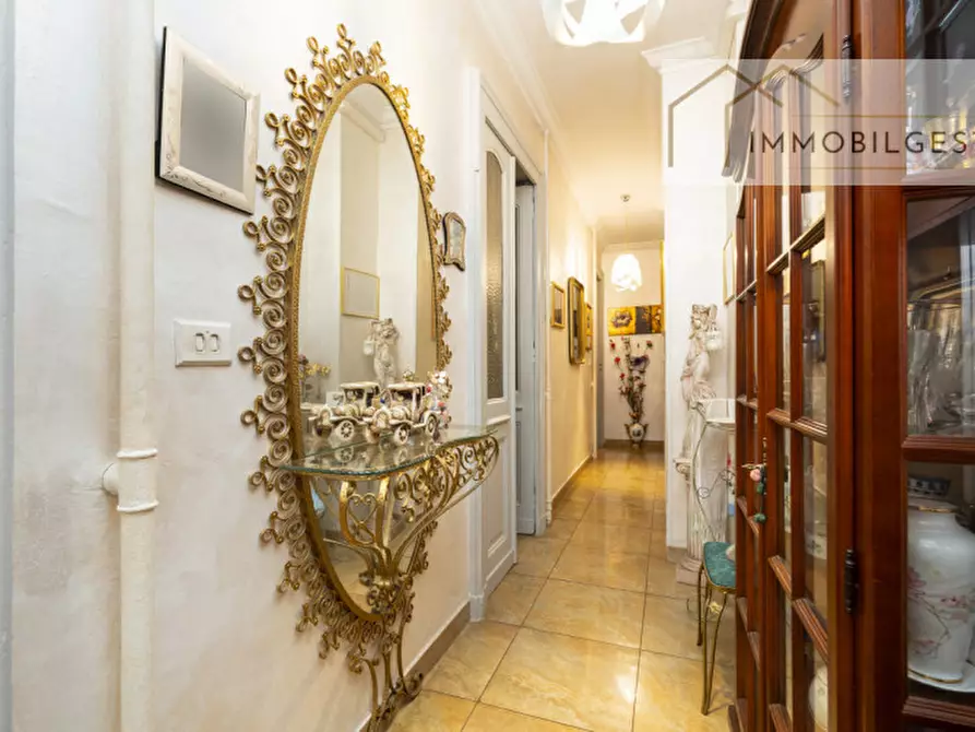 Immagine 15 di Appartamento in vendita  in Corso Regina Margherita 171 a Torino