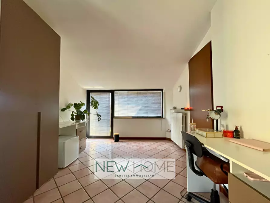 Immagine 1 di Camera in affitto  in Via Capodistria 2 a Verona