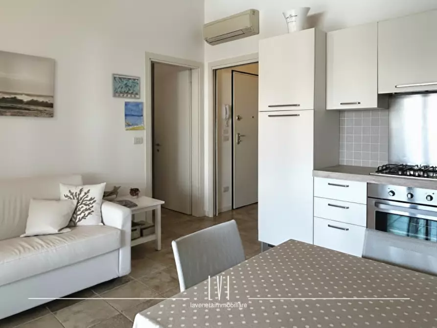 Immagine 7 di Appartamento in vendita  in Via Monsignore Giovanni Marcato 29 a Jesolo