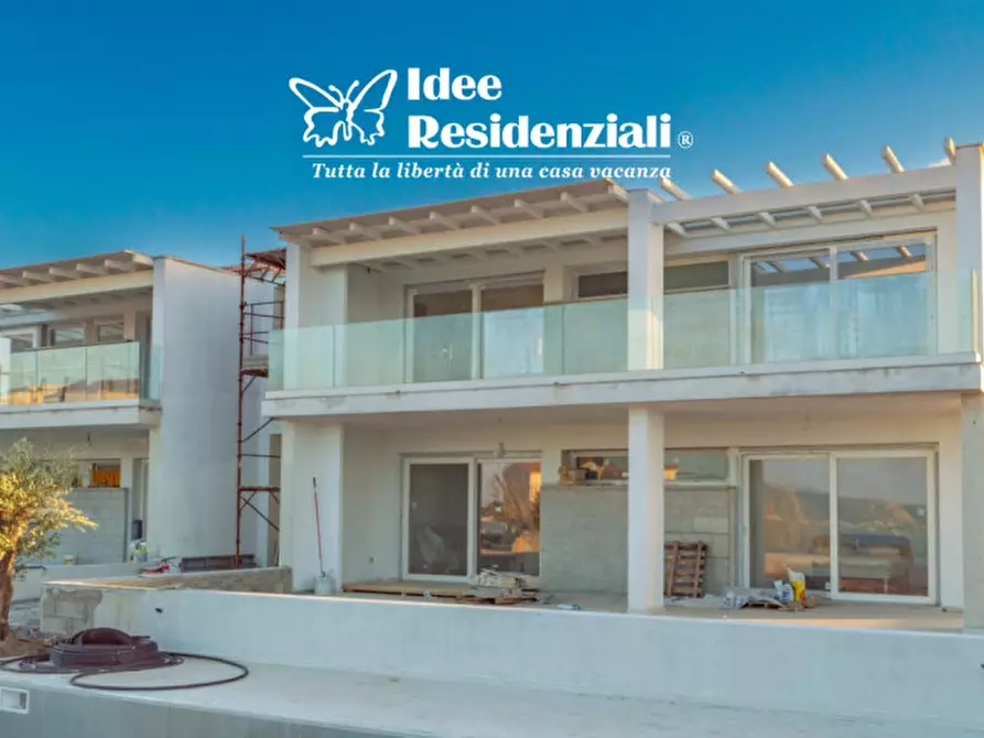 Immagine 10 di Attico in vendita  in Via dell'Elicriso a Palau