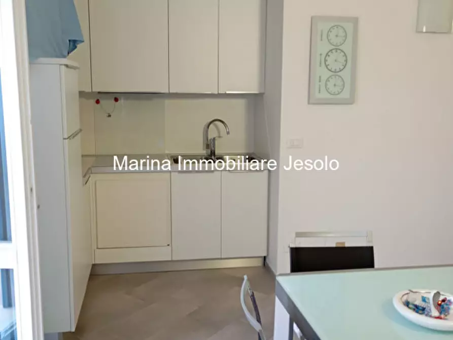 Immagine 6 di Appartamento in vendita  in Via Olanda a Jesolo