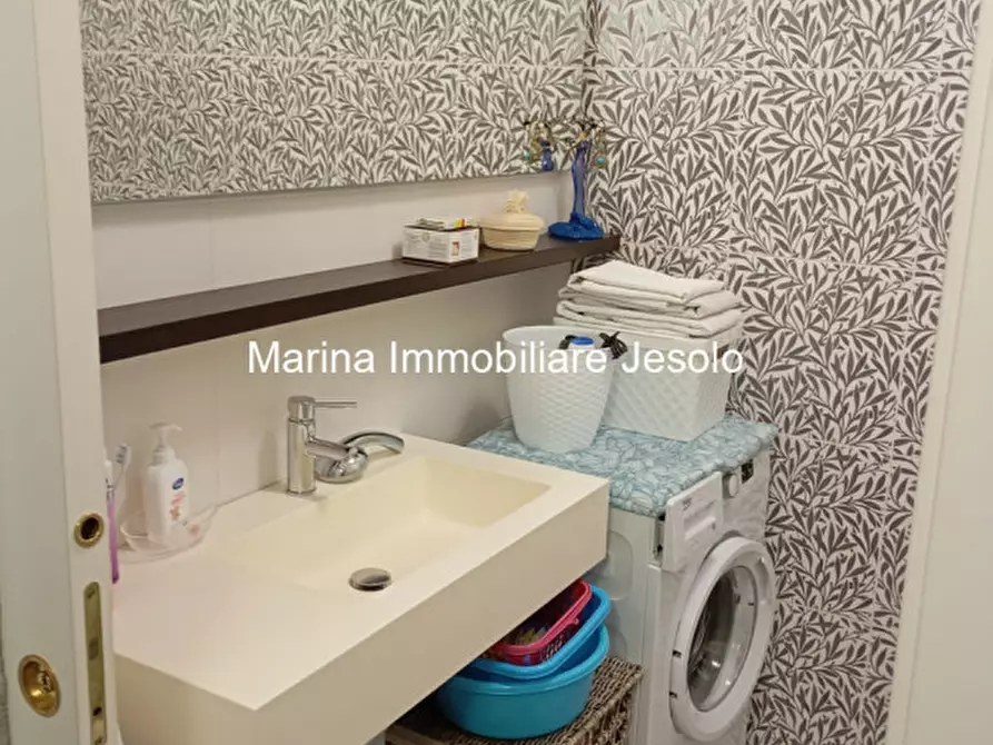 Immagine 13 di Appartamento in vendita  in Via Olanda a Jesolo