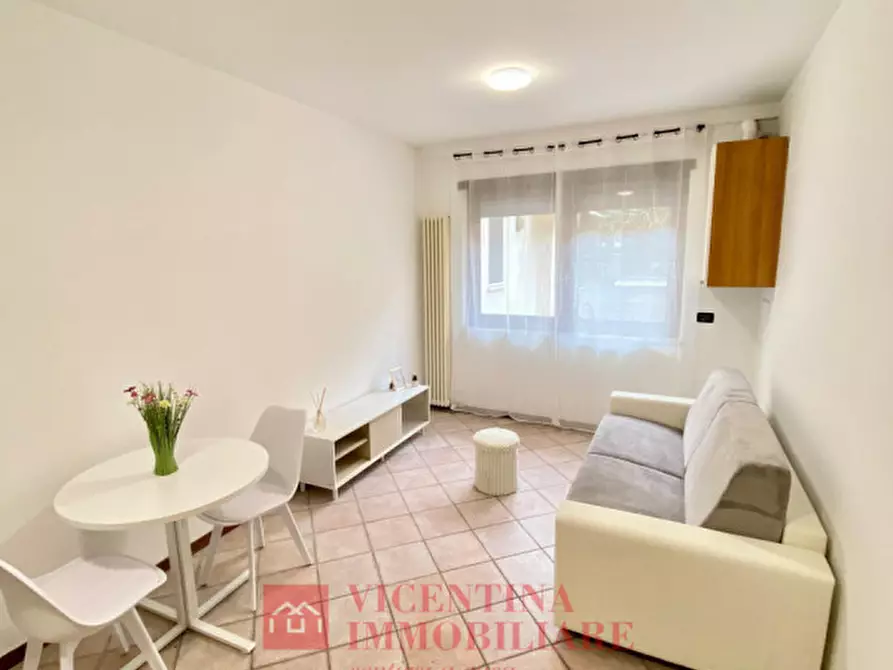 Immagine 1 di Appartamento in affitto  in Via Raffaele Pasi 40 a Vicenza