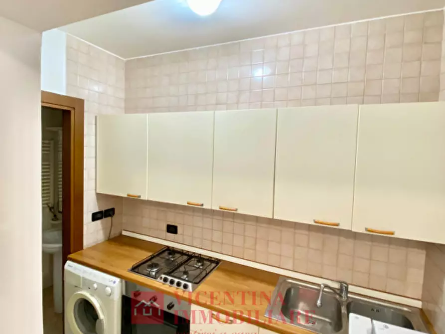 Immagine 8 di Appartamento in affitto  in Via Raffaele Pasi 40 a Vicenza