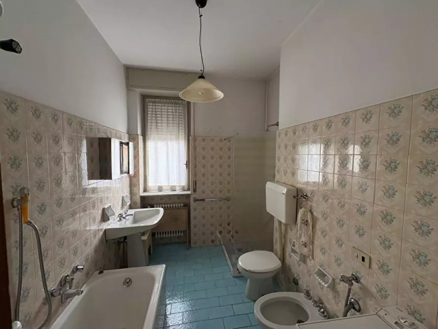 Immagine 5 di Appartamento in vendita  in Via Tremana,1 Bergamo a Bergamo