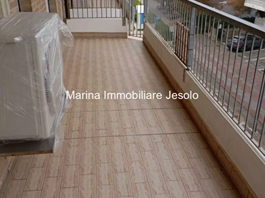Immagine 2 di Appartamento in vendita  in Via Altinate a Jesolo