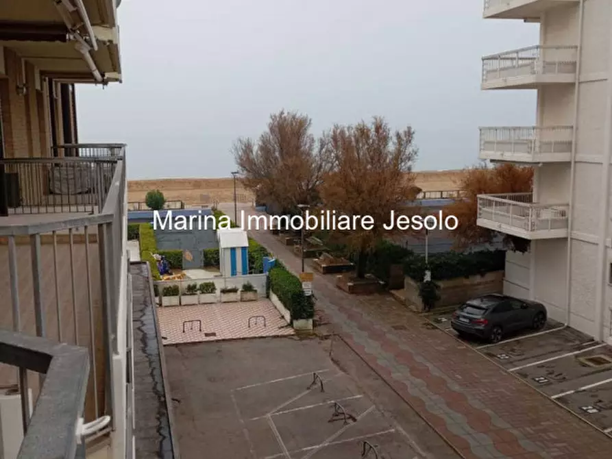 Immagine 4 di Appartamento in vendita  in Via Altinate a Jesolo