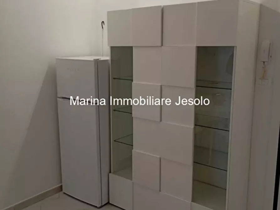 Immagine 7 di Appartamento in vendita  in Via Altinate a Jesolo