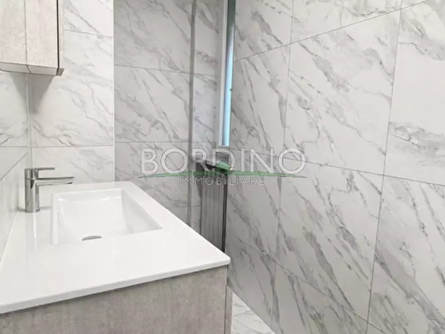 Immagine 19 di Appartamento in vendita  in Via Neive snc a Castagnito