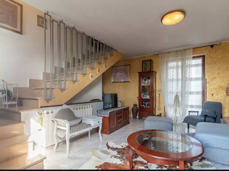 Immagine 5 di Villa in vendita  in Via Cuzzoli e Cortellessa a Farnese