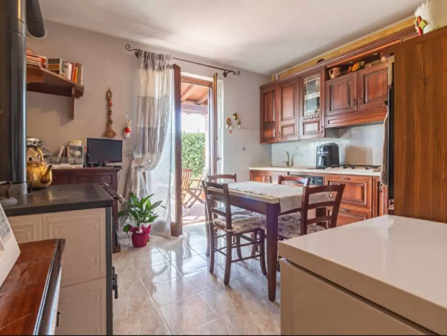 Immagine 10 di Villa in vendita  in Via Cuzzoli e Cortellessa a Farnese