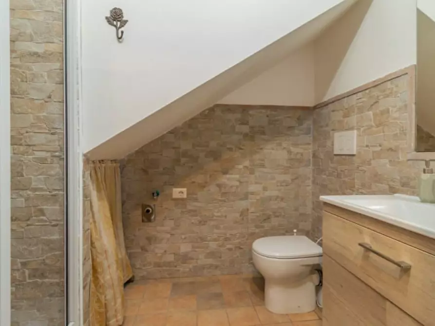 Immagine 19 di Villa in vendita  in Via Cuzzoli e Cortellessa a Farnese