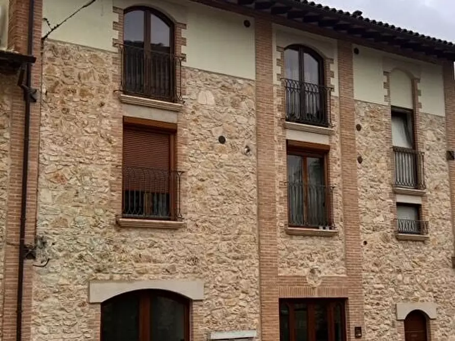 Immagine 6 di Appartamento in vendita  in Viale Roma, 23 a Massa Martana