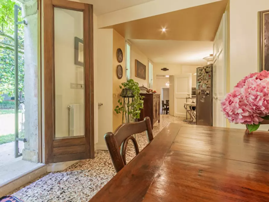 Immagine 7 di Villa in vendita  in Via Quattro Novembre a Aviano