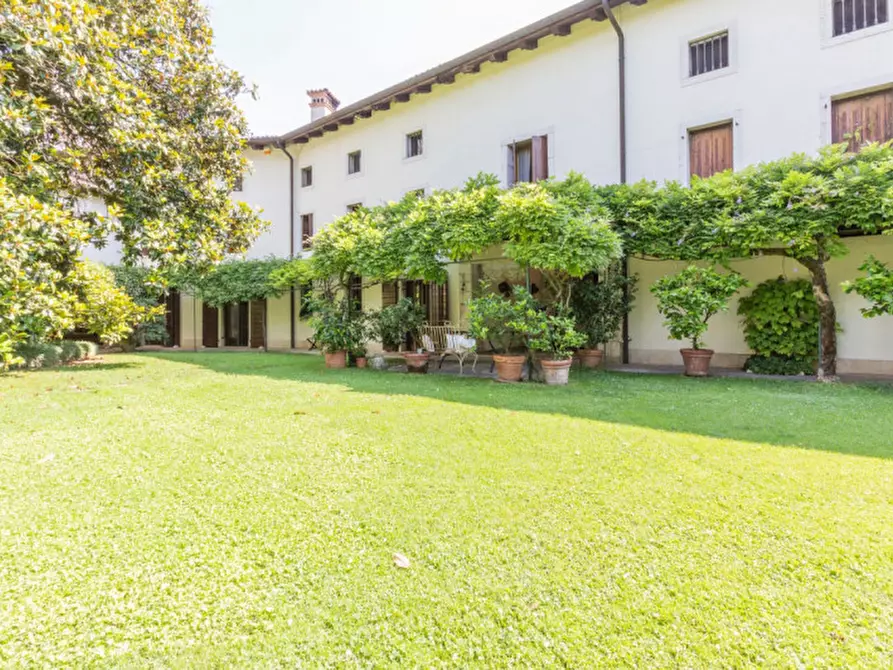 Immagine 16 di Villa in vendita  in Via Quattro Novembre a Aviano