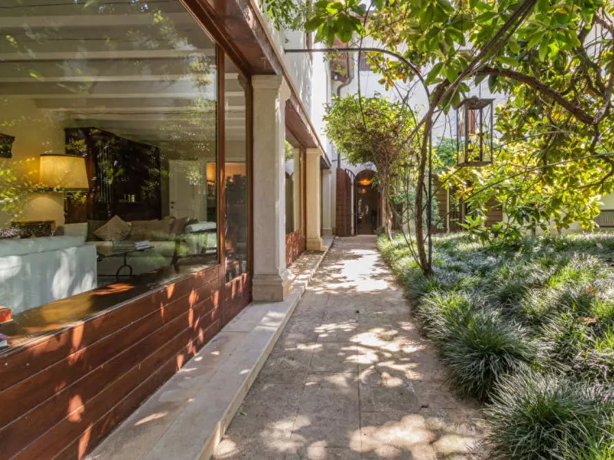 Immagine 23 di Villa in vendita  in Via Quattro Novembre a Aviano