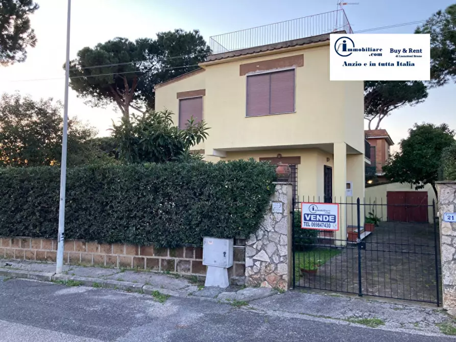 Immagine 10 di Villa in vendita  in via montelivata a Nettuno