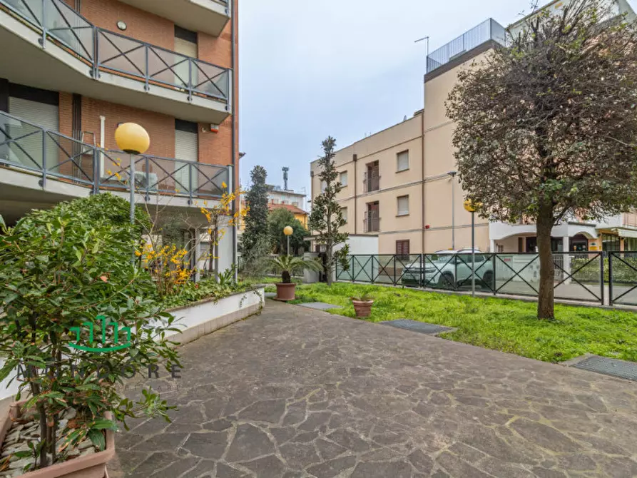 Immagine 26 di Appartamento in vendita  in Viale Modena a Rimini