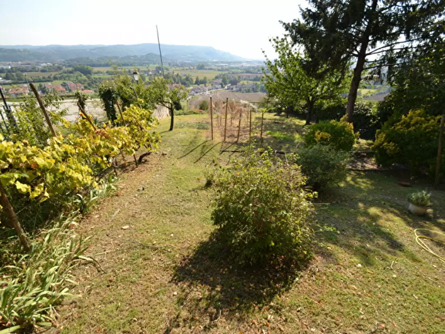 Immagine 5 di Rustico / casale in vendita  in Via Poggian a Creazzo