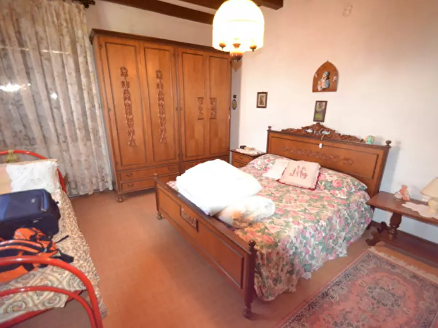 Immagine 13 di Rustico / casale in vendita  in Via Poggian a Creazzo