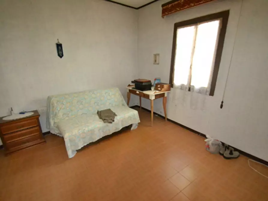 Immagine 15 di Rustico / casale in vendita  in Via Poggian a Creazzo