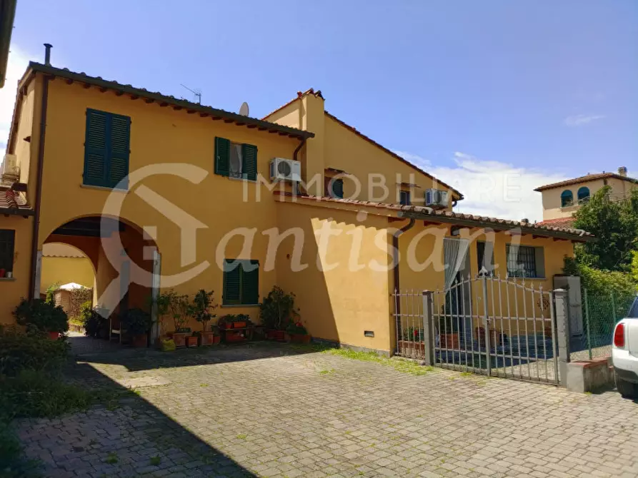 Immagine 21 di Villetta a schiera in vendita  in via di santa maria a cintoia a Firenze