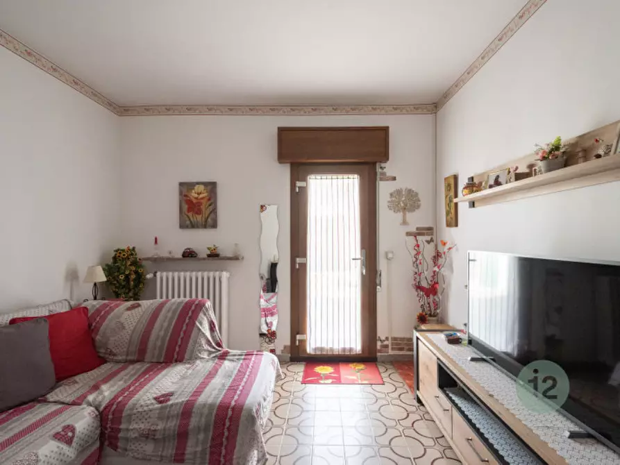 Immagine 16 di Villetta a schiera in vendita  in Viale Manzoni 71/73 a Guastalla