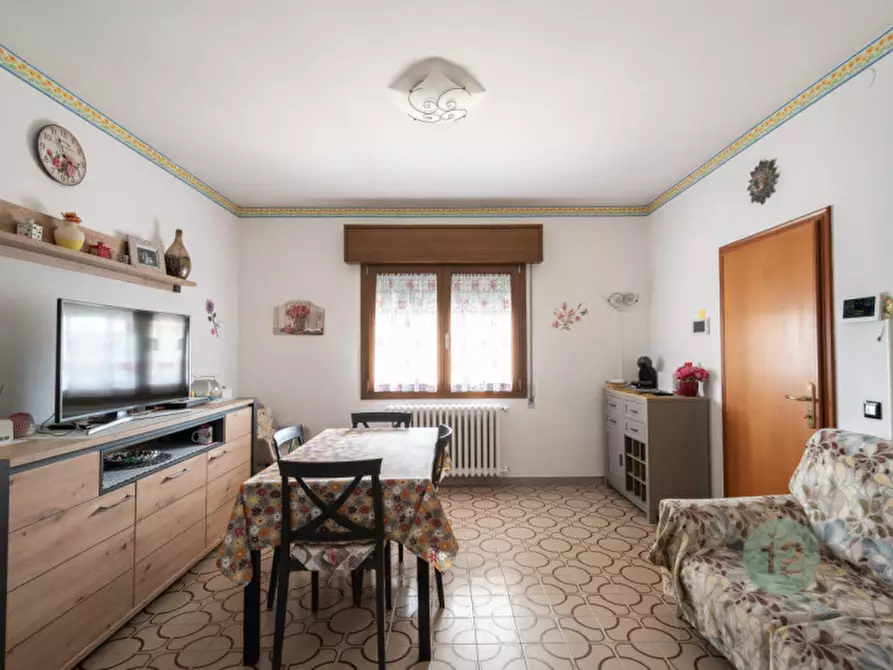 Immagine 18 di Villetta a schiera in vendita  in Viale Manzoni 71/73 a Guastalla