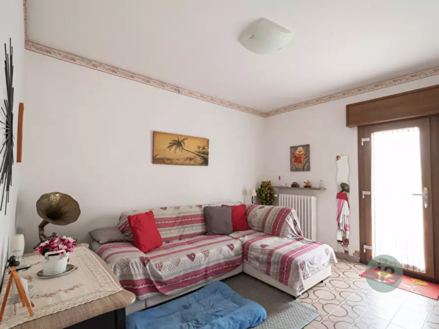 Immagine 27 di Villetta a schiera in vendita  in Viale Manzoni 71/73 a Guastalla