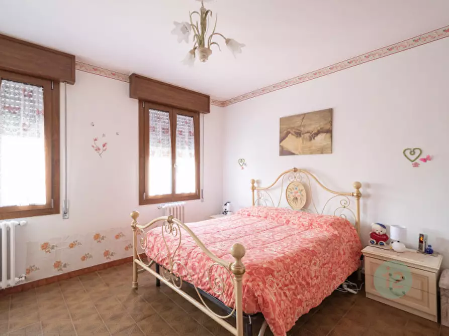 Immagine 32 di Villetta a schiera in vendita  in Viale Manzoni 71/73 a Guastalla