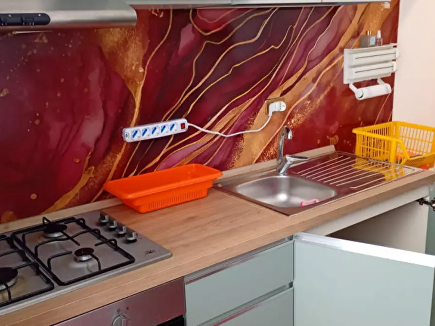 Immagine 19 di Camera in affitto  in via Salvator Rosa 56 a Napoli