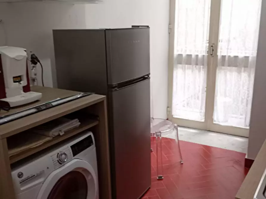 Immagine 47 di Camera in affitto  in via Salvator Rosa 56 a Napoli