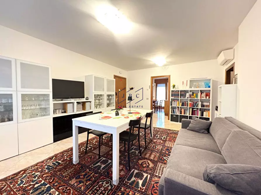 Immagine 1 di Appartamento in vendita  in via Petrarca a Gorgo Al Monticano