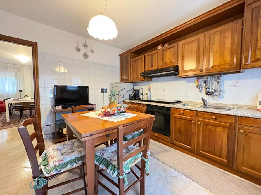 Immagine 5 di Appartamento in vendita  in via Petrarca a Gorgo Al Monticano