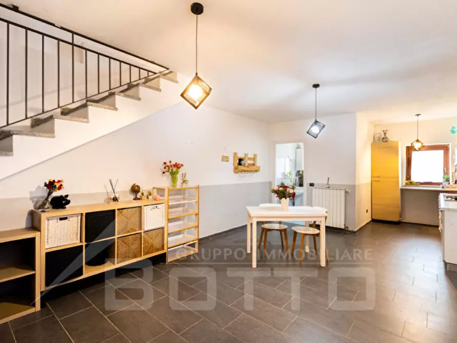 Immagine 3 di Villetta a schiera in vendita  in via sant antonio n 58 a Fontaneto D'agogna