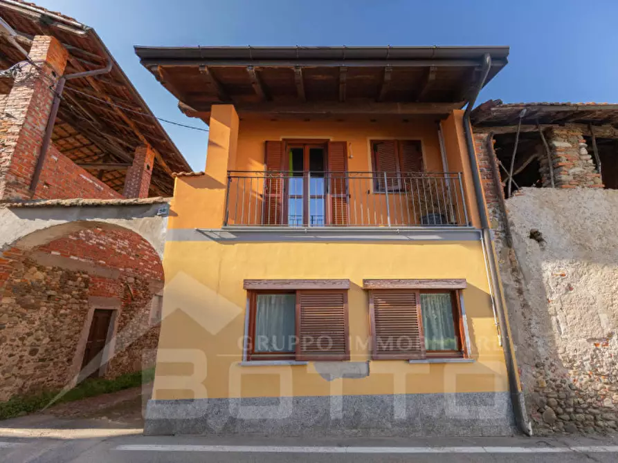 Immagine 20 di Villetta a schiera in vendita  in via sant antonio n 58 a Fontaneto D'agogna