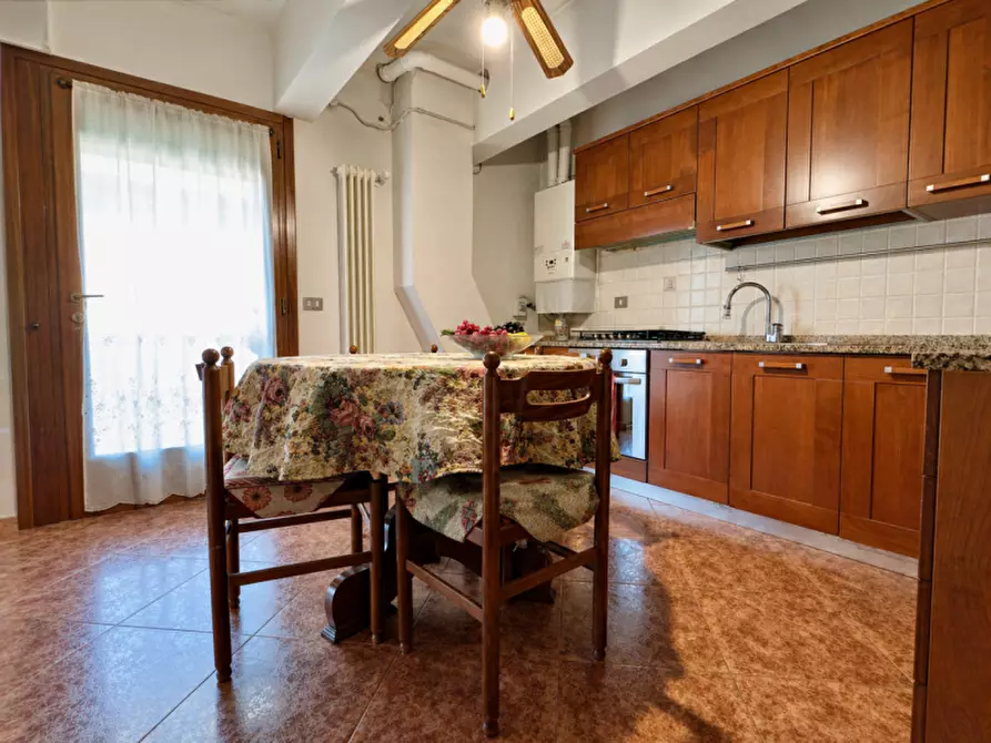 Immagine 11 di Appartamento in vendita  in Via Alessandro Manzoni a Rubano