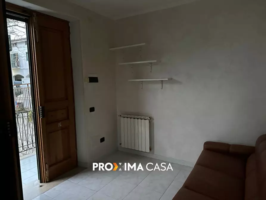 Immagine 2 di Appartamento in vendita  in via giannini a Buccino