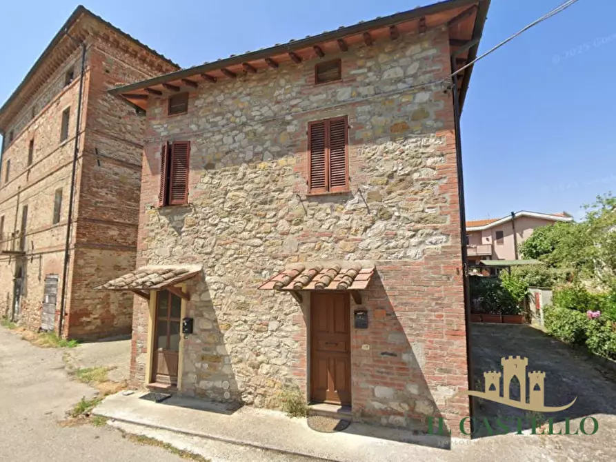 Immagine 1 di Villetta a schiera in vendita  in Via Amedeo a Castiglione Del Lago