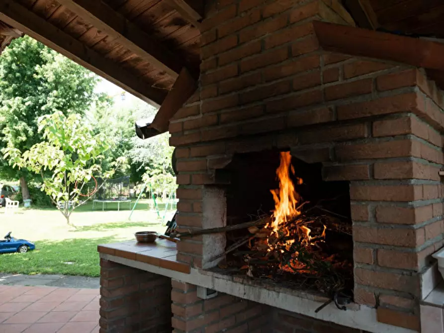 Immagine 8 di Villa in vendita  in Via Don Nazzaro Villa 26 a Capriate San Gervasio