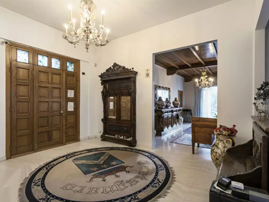 Immagine 11 di Villa in vendita  in Via Don Nazzaro Villa 26 a Capriate San Gervasio