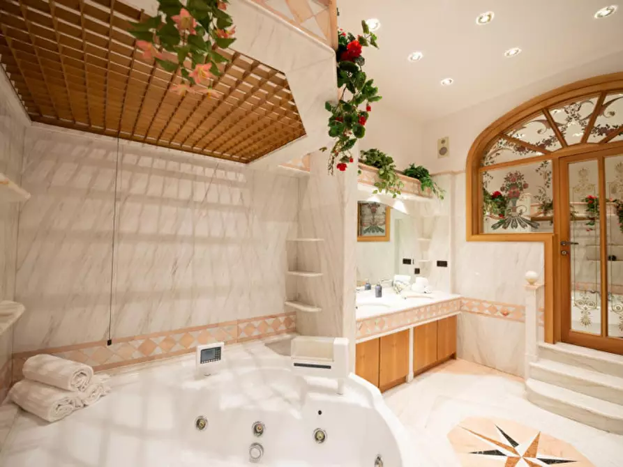 Immagine 16 di Villa in vendita  in Via Don Nazzaro Villa 26 a Capriate San Gervasio