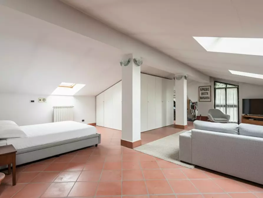 Immagine 32 di Villa in vendita  in Via Don Nazzaro Villa 26 a Capriate San Gervasio