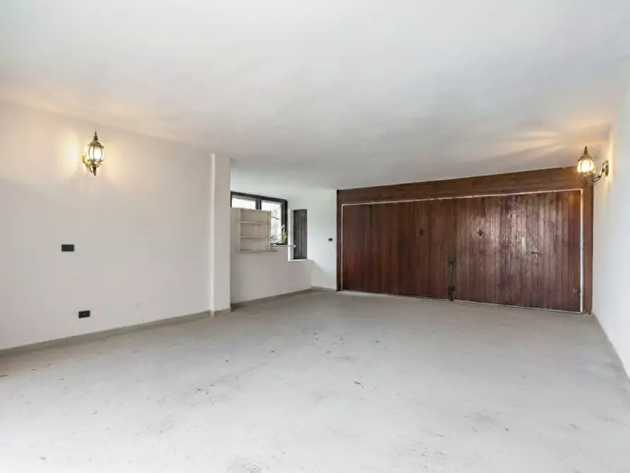 Immagine 35 di Villa in vendita  in Via Don Nazzaro Villa 26 a Capriate San Gervasio